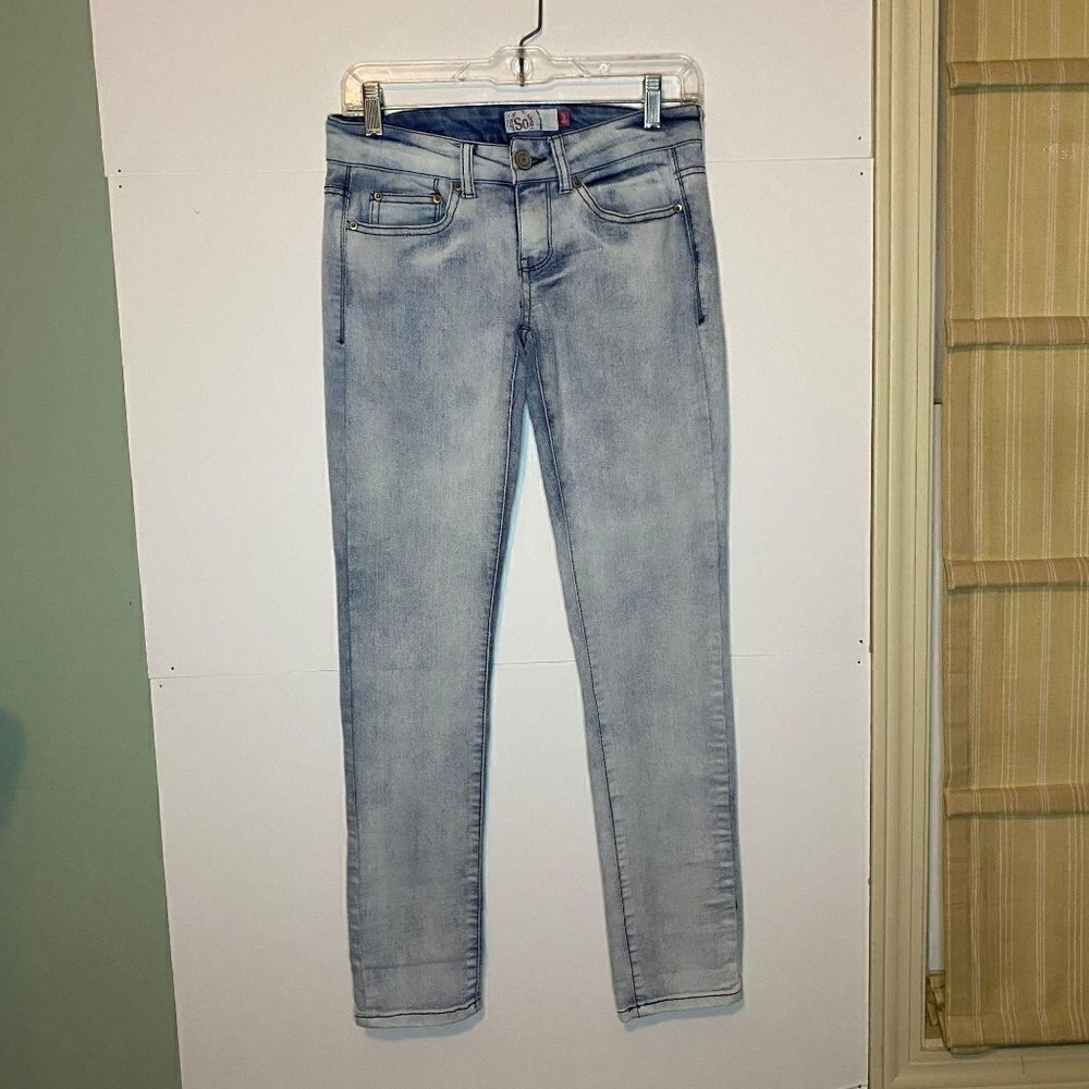 So Jeans Jeggings Light Wash Size 3 (28x29) Juniors EUC